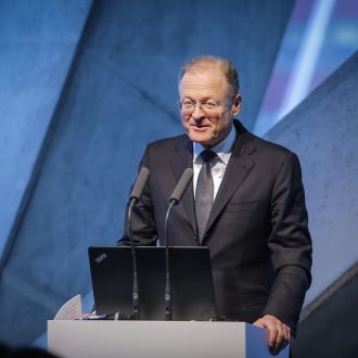 Predsednik Slovenskega konzularnega zbora, Janez Škrabec, med govorom